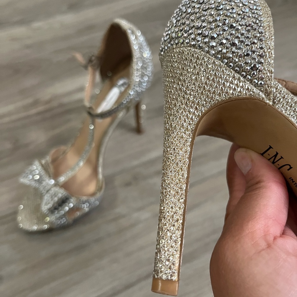 INC international concepts gold beaded shoes size 6.5